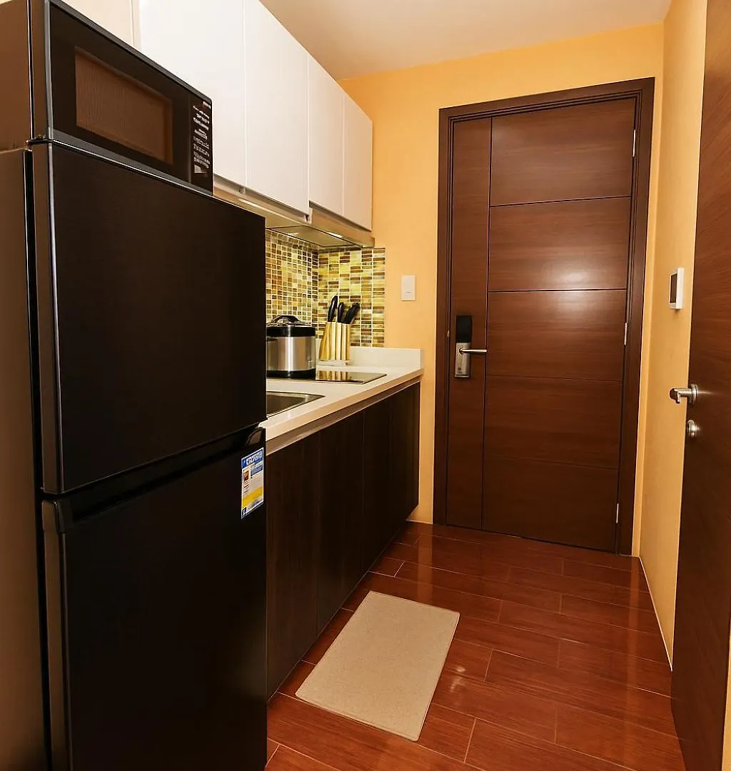 마닐라 Sunlit Makati Haven Cozy 1Br Gym Pool 1703 아파트