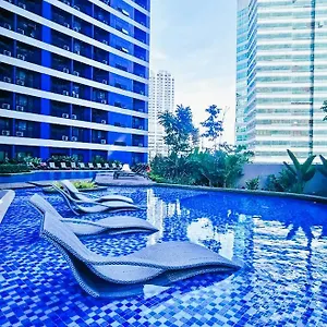 Air Residences Deluxe Apartment
